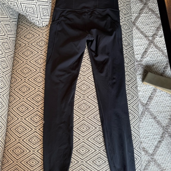 Lululemon Black High-Waisted Wunder Under 23” Leggings - Picture 11 of 13